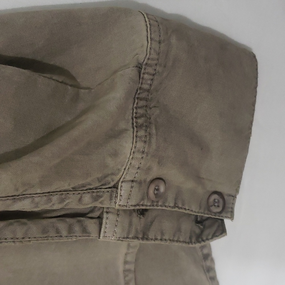 Bella Dahl V-neck Button Front Roll Tab Sleeve Khaki Size S - Picture 5 of 8